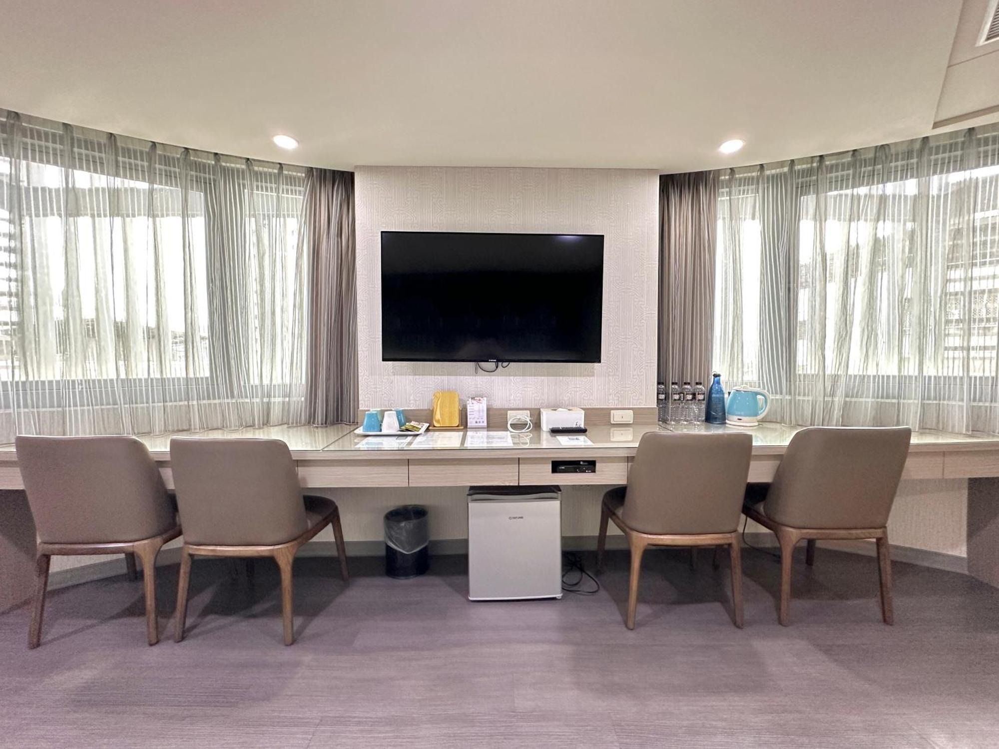 Mei Hotel Taizhong Zewnętrze zdjęcie