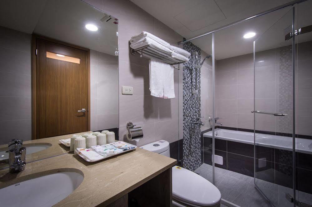 Mei Hotel Taizhong Zewnętrze zdjęcie