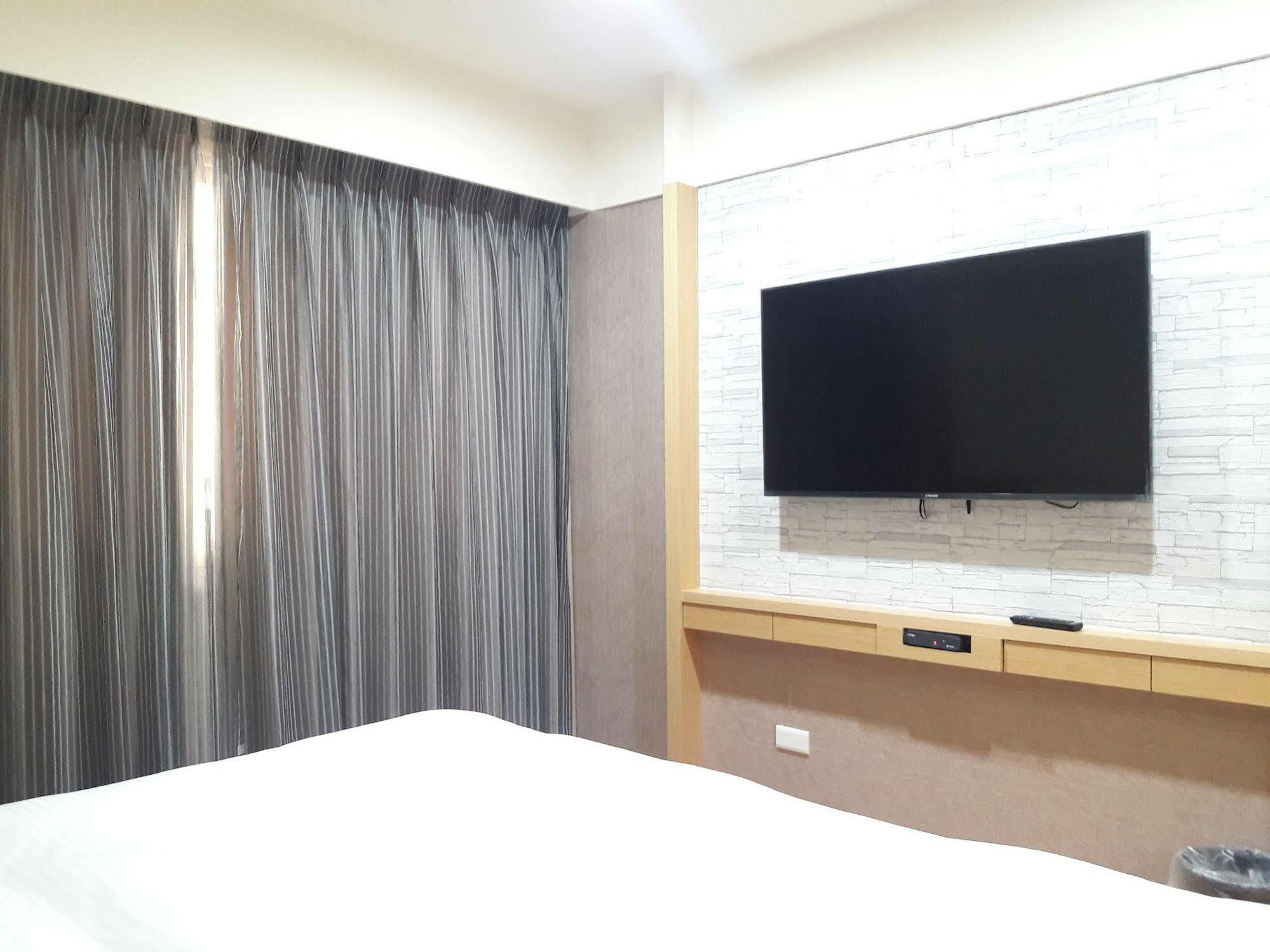 Mei Hotel Taizhong Zewnętrze zdjęcie